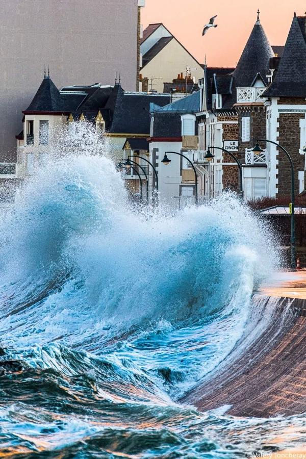 Le Cezembre, Au Pied De La Plage Saint-Malo Buitenkant foto